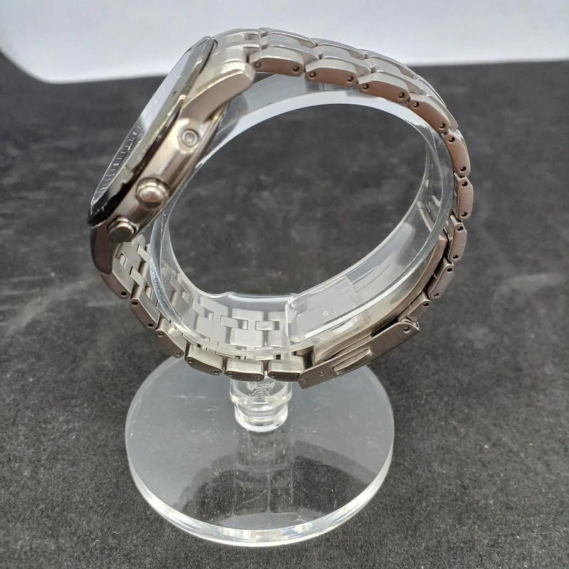 CITIZEN Analog Solar Radio Wave H110-T010156