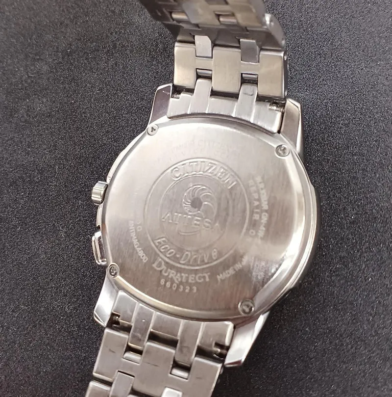 CITIZEN Analog Solar Radio Wave H110-T010156
