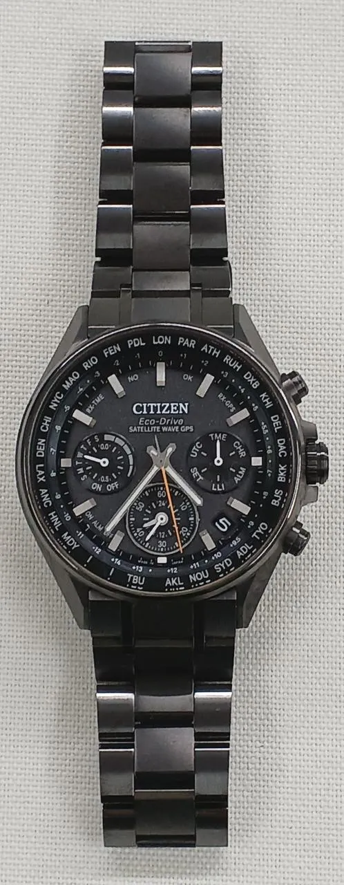 CITIZEN Citizen Atessa Herrenarmbanduhr F950-T024521