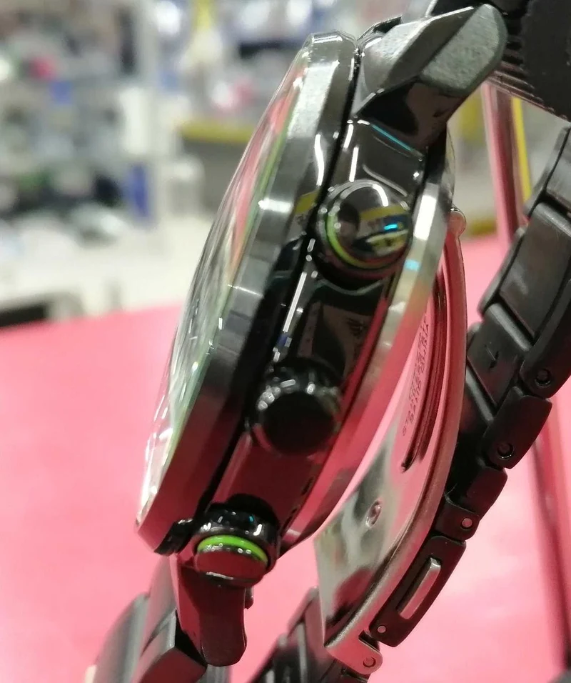 CITIZEN Armbanduhr: Satelliten-GPS