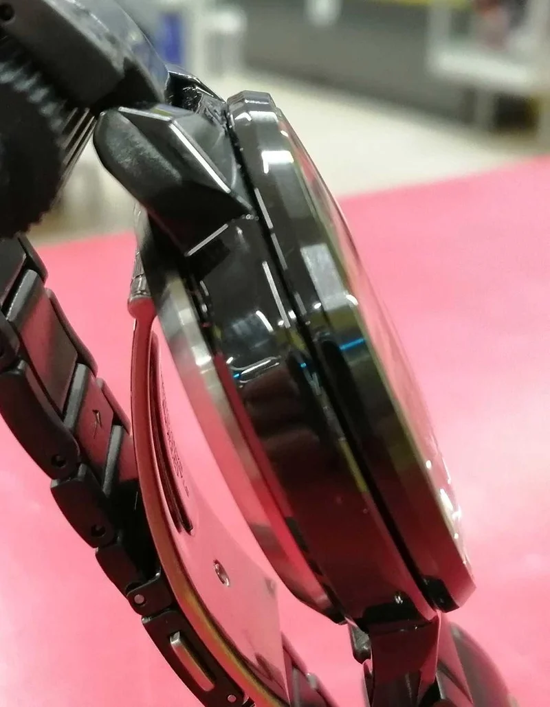 CITIZEN Armbanduhr: Satelliten-GPS