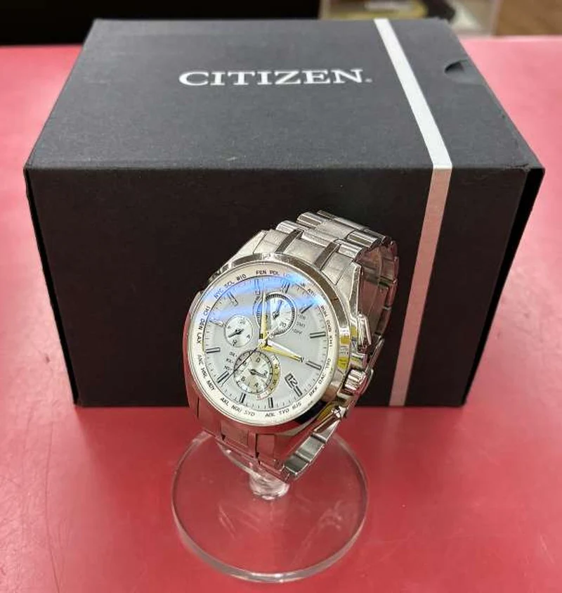 CITIZEN Atessa Eco-Drive Funkgesteuerte Uhr AT8040-057A