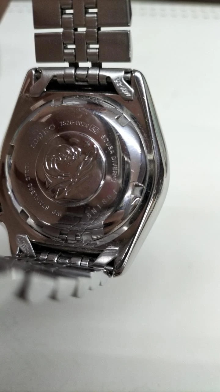 SEIKO Automatische Taucheruhr 7S26-0020 mit Kratzern