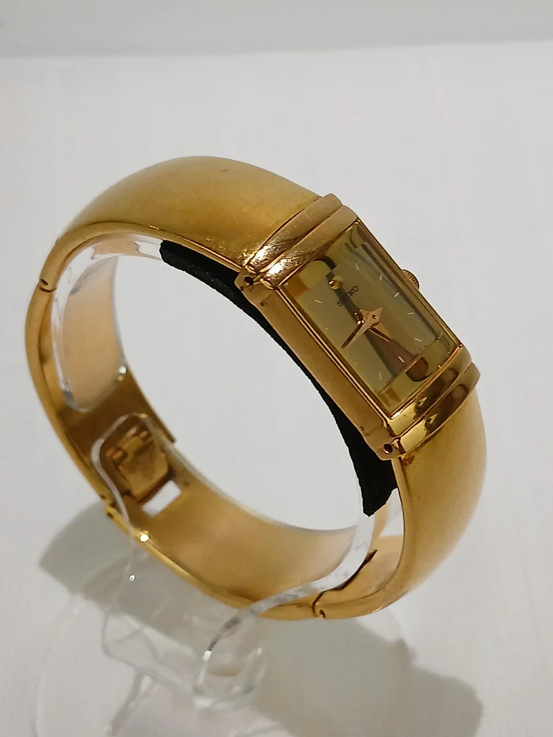 [SCHROTT] SEIKO Quarz-Armbanduhr 1F20-2K60 T4