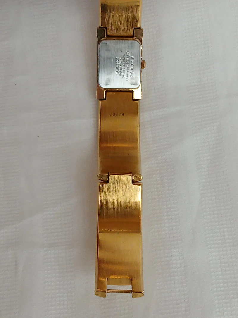 [SCHROTT] SEIKO Quarz-Armbanduhr 1F20-2K60 T4