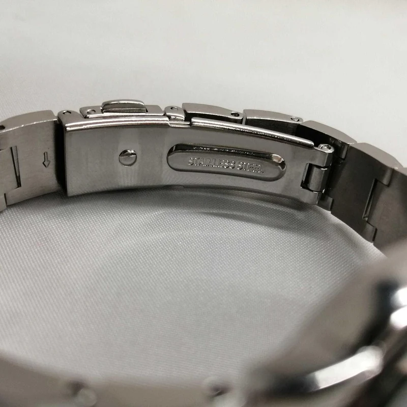 CITIZEN Solar-Armbanduhr E031-S039321