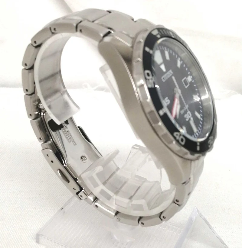 CITIZEN Solar-Armbanduhr E111-R010654
