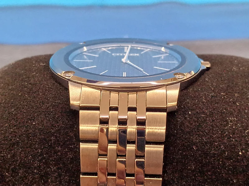 CITIZEN Eco Drive One AR5074-53E