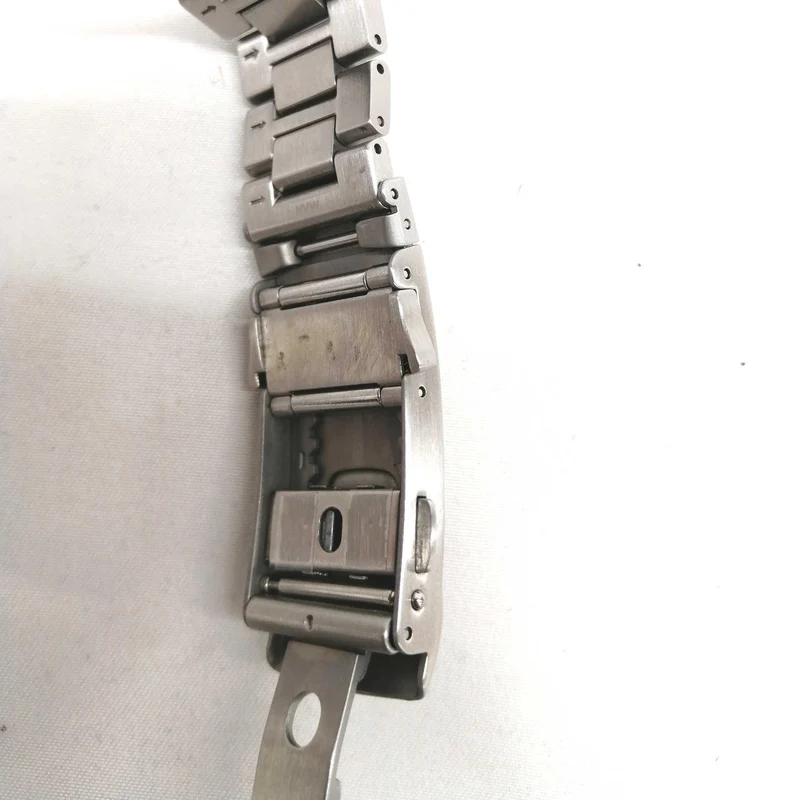CITIZEN PRO MASTER EcoDrive E168-00BFX0C