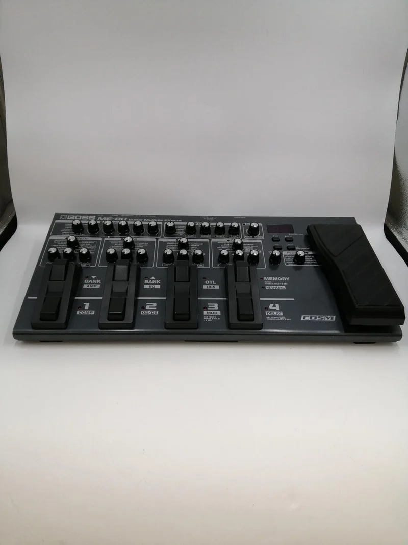 BOSS Multi-Effektpedal ME-80