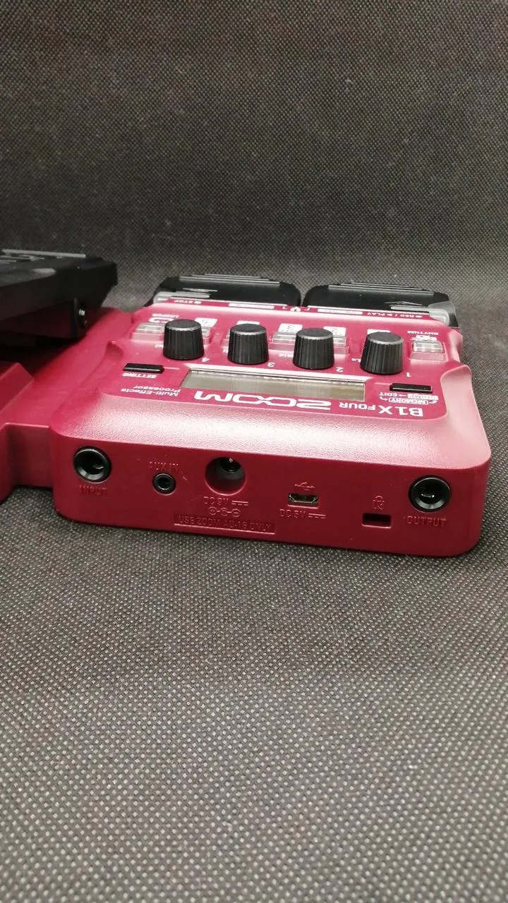 ZOOM Effektpedal: B1X FOUR