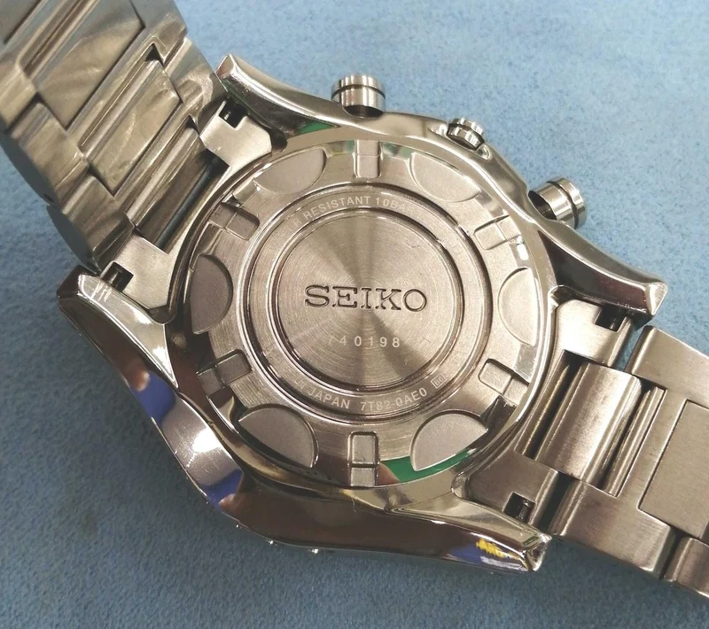SEIKO Quarz-Armbanduhr 7T82-0AE0