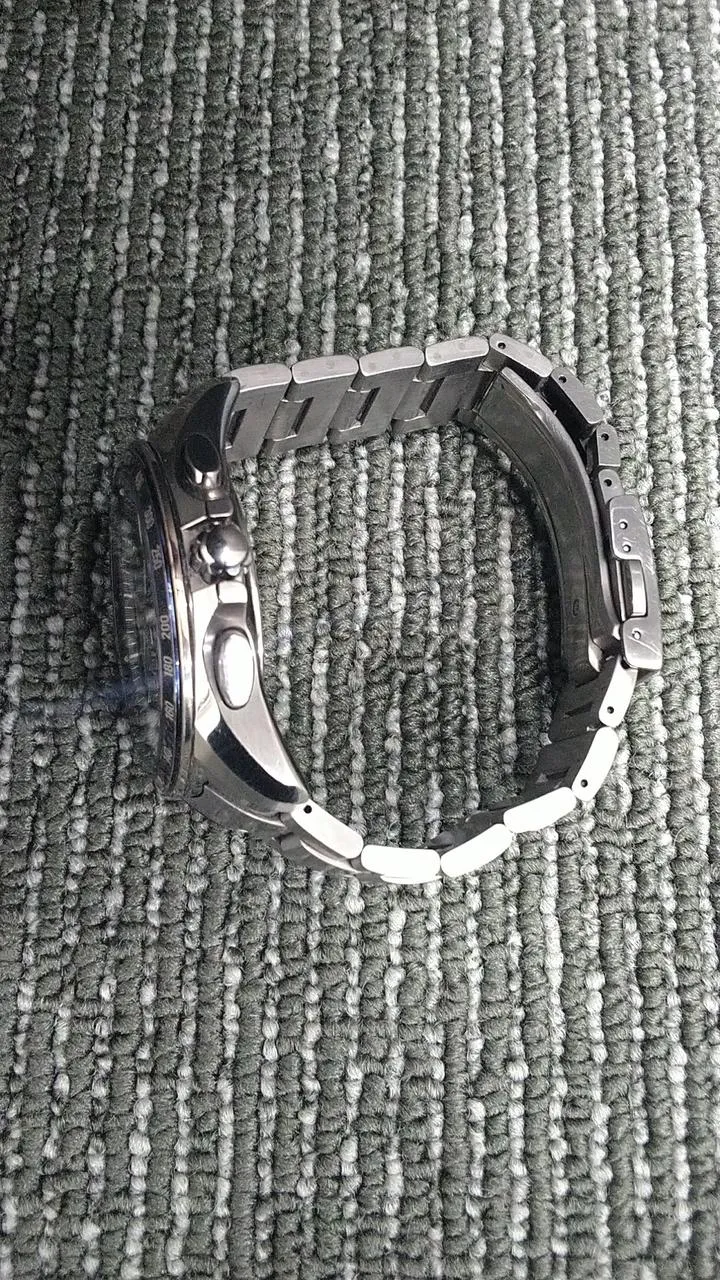 SEIKO Quarz-Analog-Uhr 8B82-OANO