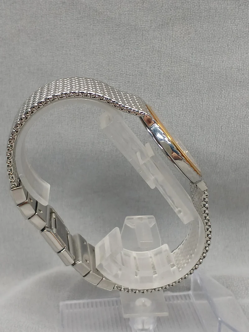 SEIKO Quartz 5A74-0240 18KT