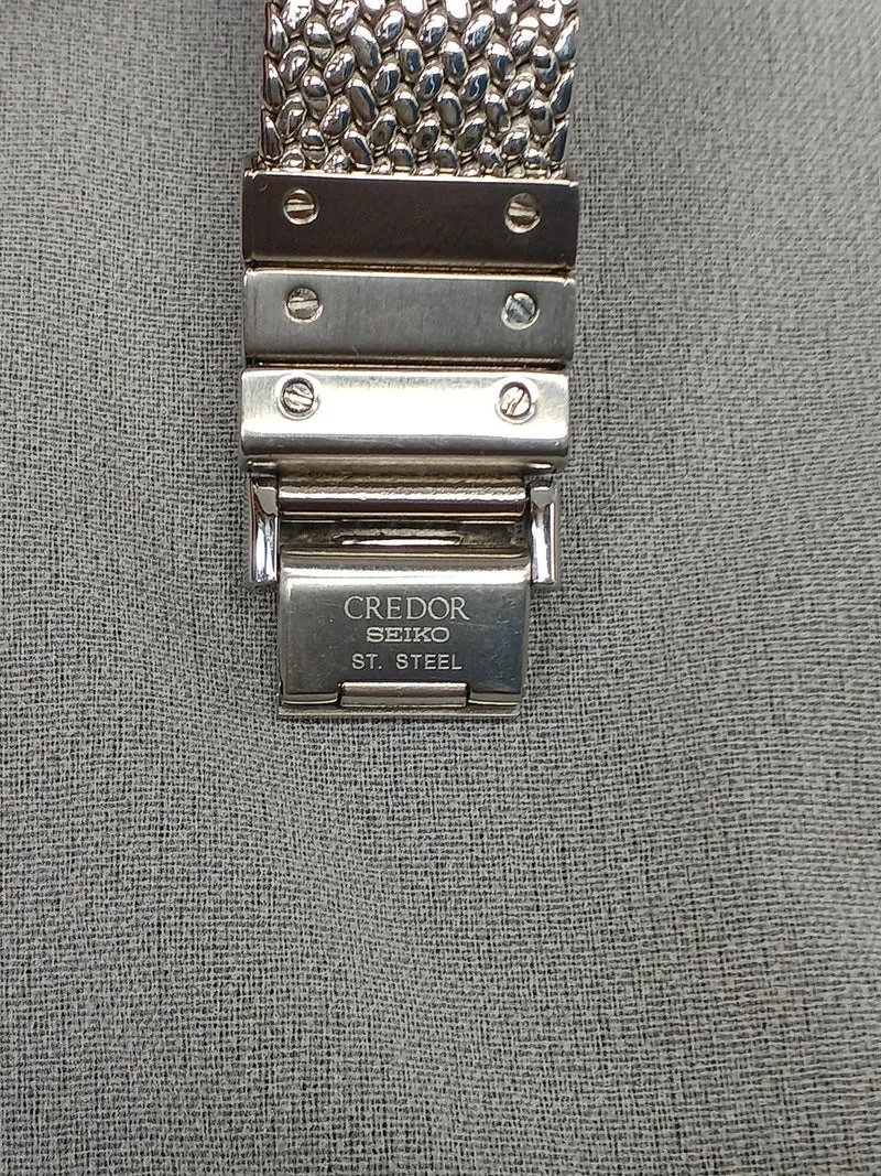 SEIKO Quartz 5A74-0240 18KT