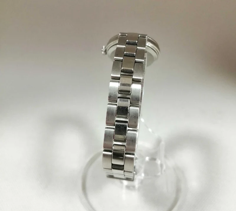 SEIKO LUKIA Solar-Armbanduhr V117-0EF0 Silber