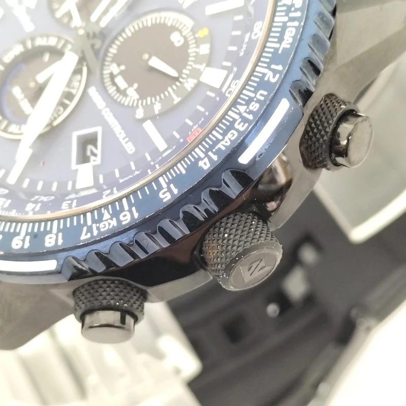 CITIZEN Promaster CB5006-02L
