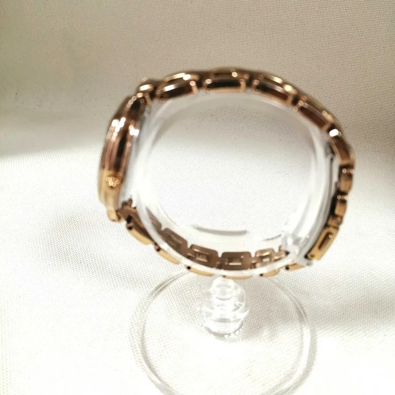 CITIZEN WICCA Solar-Armbanduhr E031-R0007483 Gold