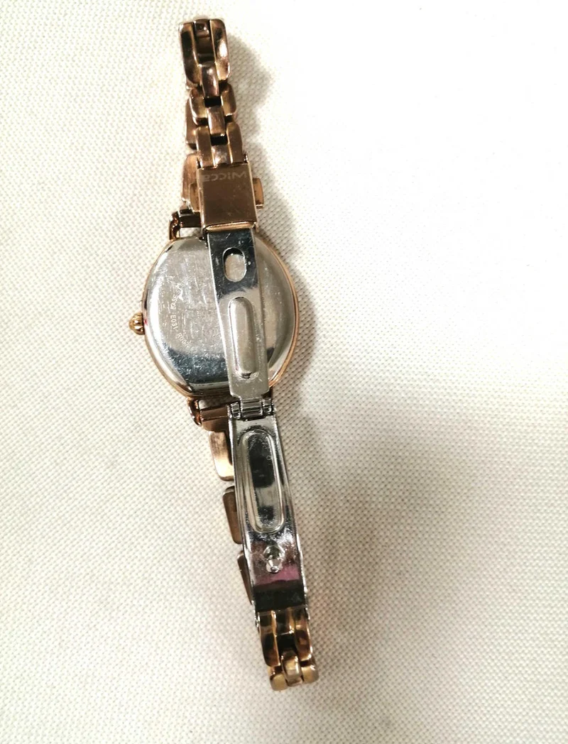CITIZEN WICCA Solar-Armbanduhr E031-R0007483 Gold