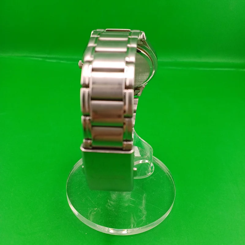 SEIKO Solar-Armbanduhr V147-0AD0