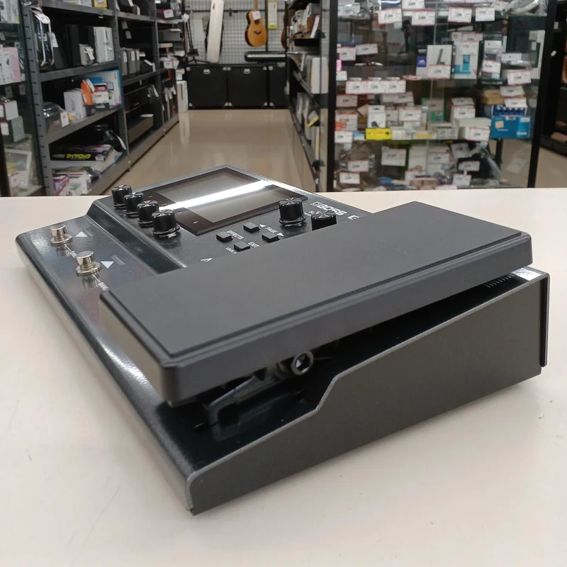 BOSS Gitarreneffektprozessor GX-10