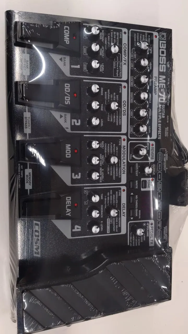 BOSS Multi-Effektpedal ME-70
