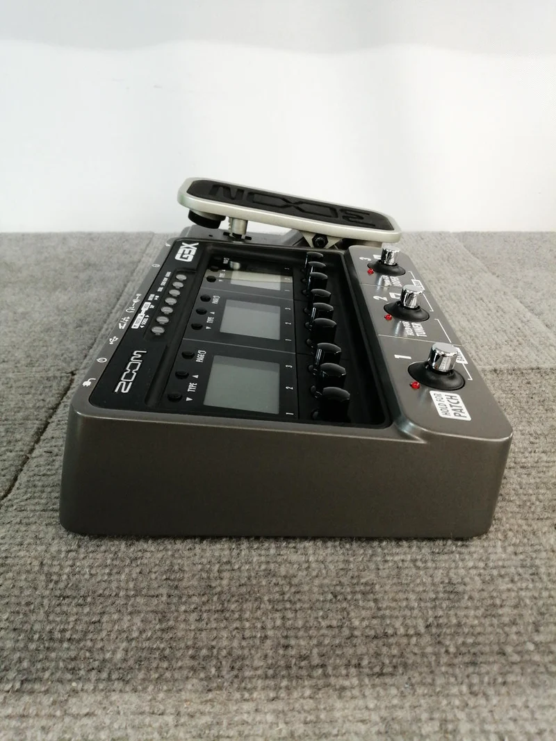 ZOOM Multi-Effektpedal G3X