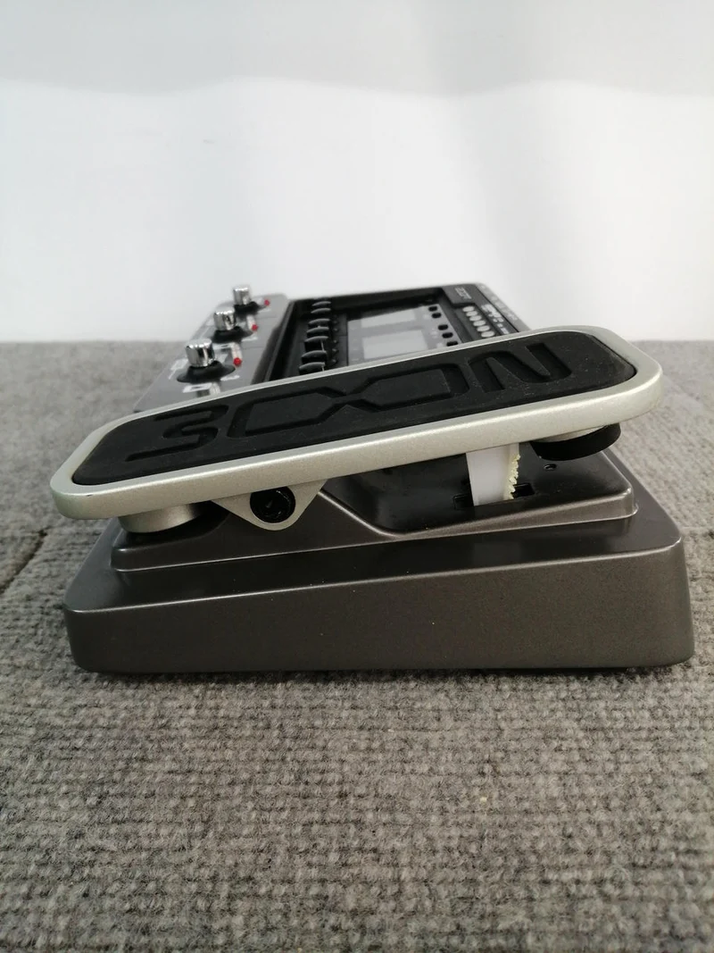 ZOOM Multi-Effektpedal G3X