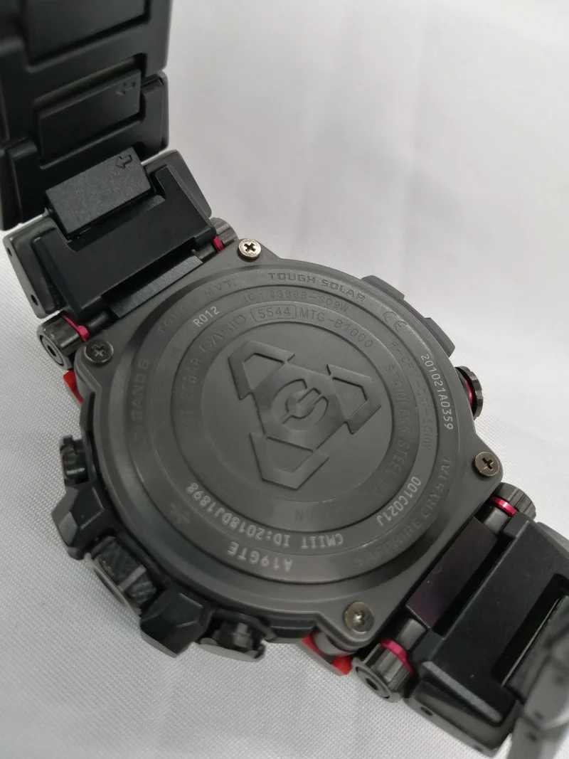 CASIO G-SHOCK Funkgesteuerte Solaruhr MTG-B1000