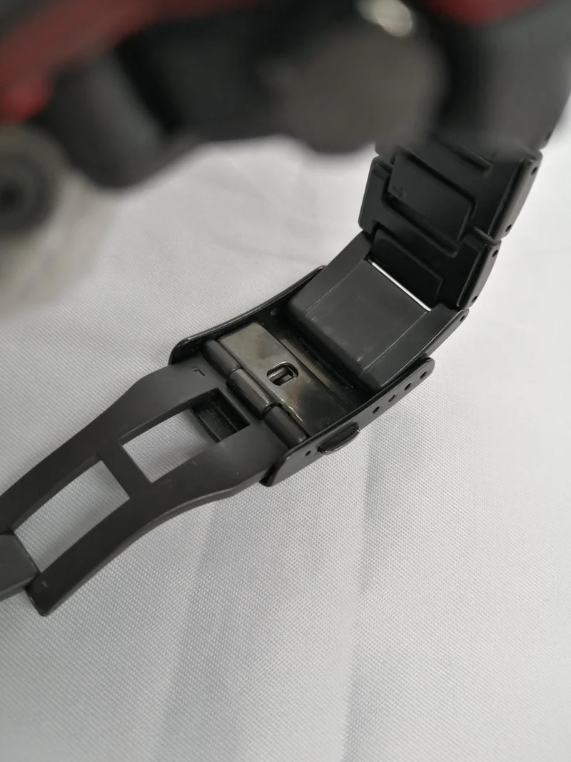 CASIO G-SHOCK Funkgesteuerte Solaruhr MTG-B1000