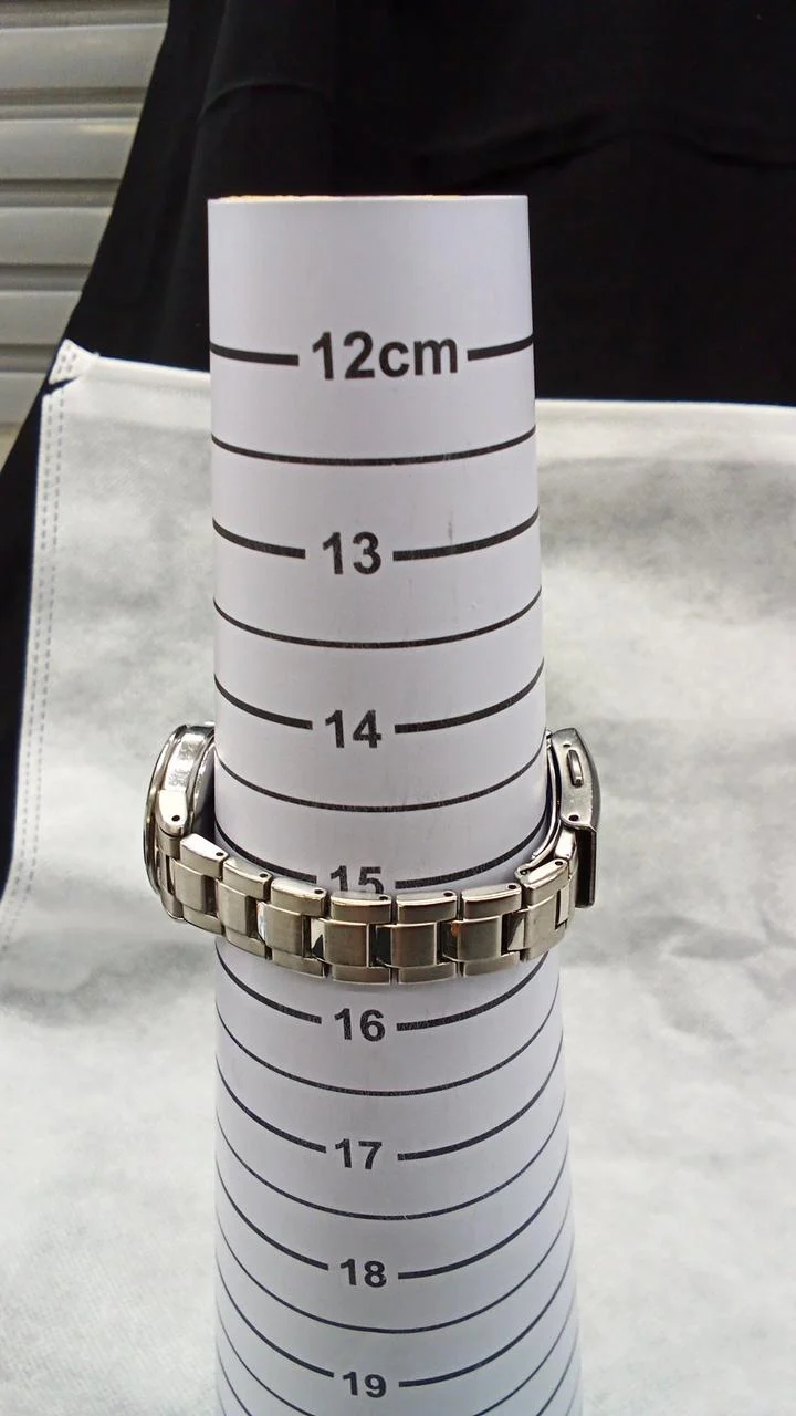 CITIZEN Solar-Armbanduhr E001-S024633