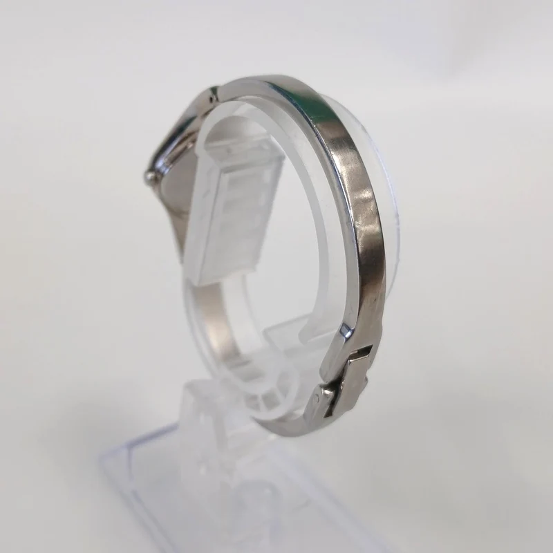 SEIKO Quarz-Armbanduhr Y151-5D80