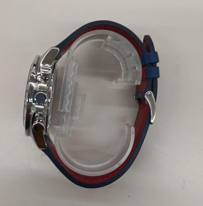 SEIKO Quarz-Analog-Armbanduhr 8T63-01Y0