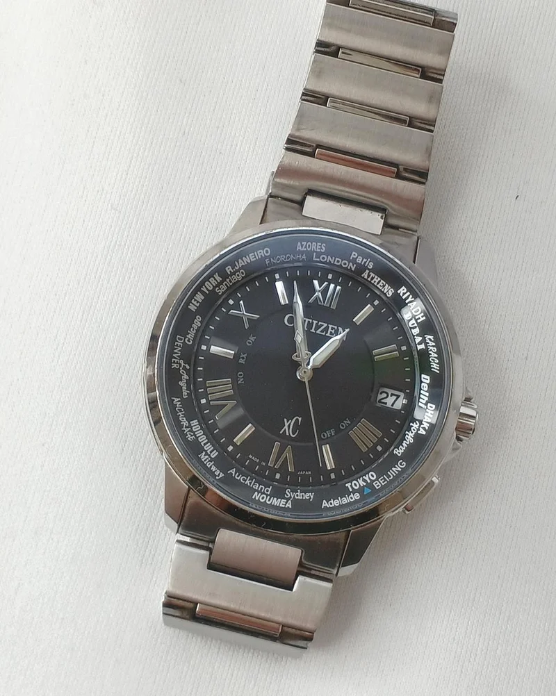 CITIZEN Funkgesteuerte Solar-Armbanduhr Cross C (xC) Eco-Drive H149-T018335