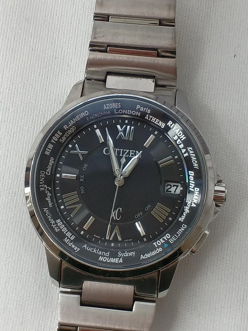 CITIZEN Funkgesteuerte Solar-Armbanduhr Cross C (xC) Eco-Drive H149-T018335