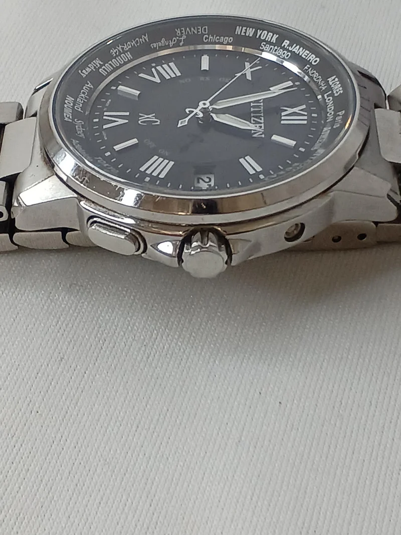 CITIZEN Funkgesteuerte Solar-Armbanduhr Cross C (xC) Eco-Drive H149-T018335