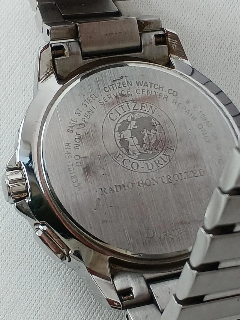 CITIZEN Funkgesteuerte Solar-Armbanduhr Cross C (xC) Eco-Drive H149-T018335