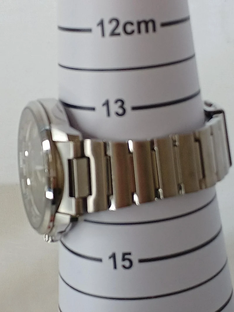 CITIZEN Funkgesteuerte Solar-Armbanduhr Cross C (xC) Eco-Drive H149-T018335