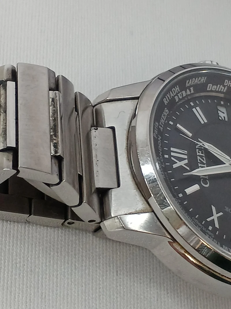 CITIZEN Funkgesteuerte Solar-Armbanduhr Cross C (xC) Eco-Drive H149-T018335