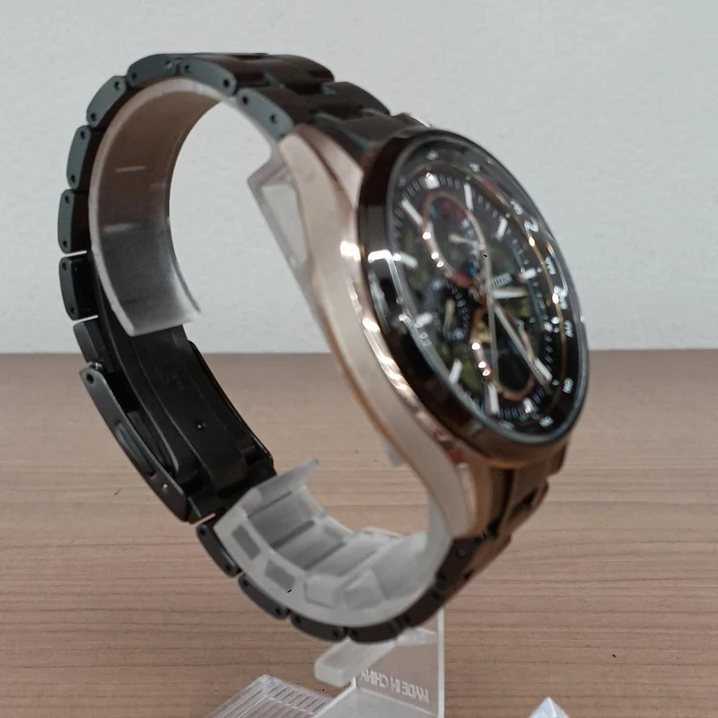 CITIZEN ATTESA HAKUTO-R Kollaborationsmodell BY1009-64Y