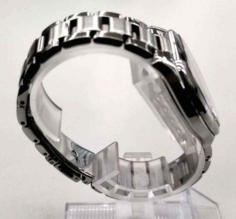 CITIZEN Solar-Armbanduhr H240-T021573