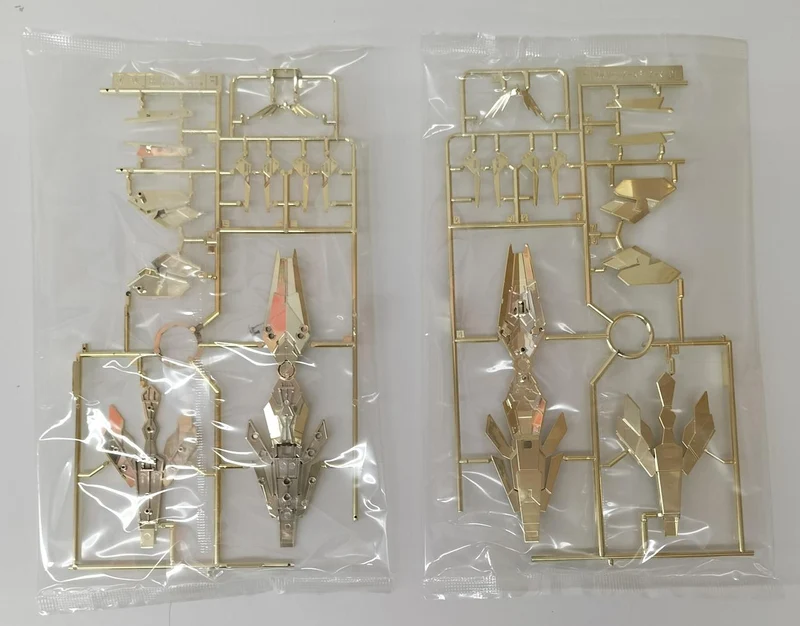 BANDAI HG 1/144 Unicorn Gundam Einheit 3 ​​Phenex