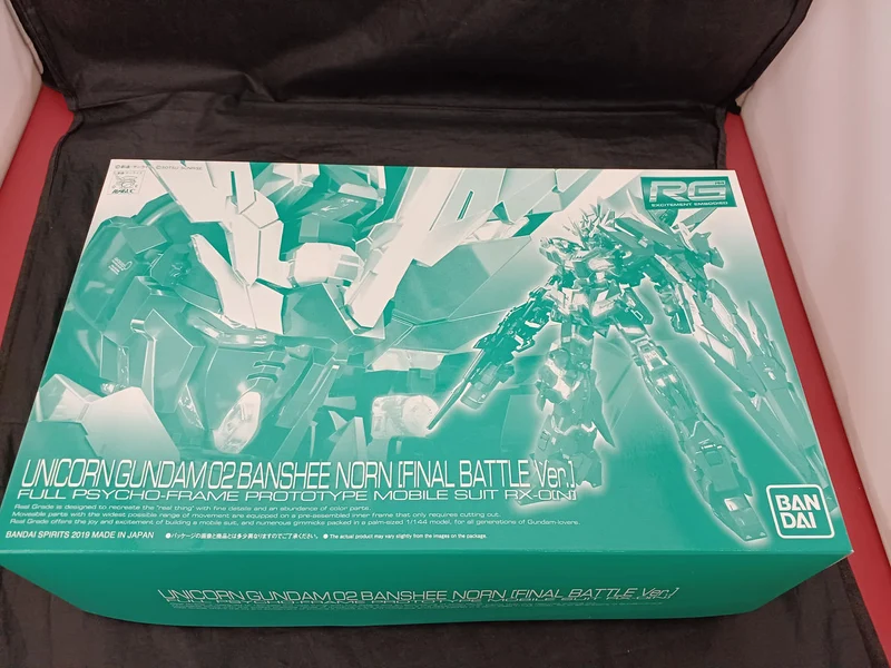 BANDAI Mobile Suit Gundam UC Unicorn Gundam Unit 2 Banshee Norn