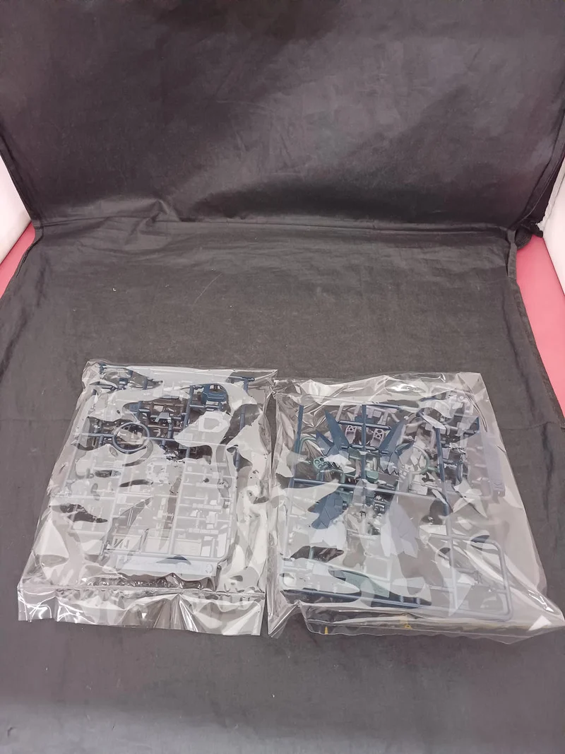 BANDAI Mobile Suit Gundam UC Unicorn Gundam Unit 2 Banshee Norn