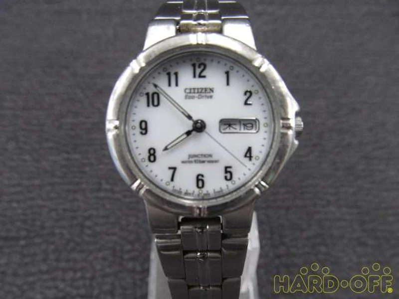 CITIZEN Solar-Armbanduhr E000-S95609