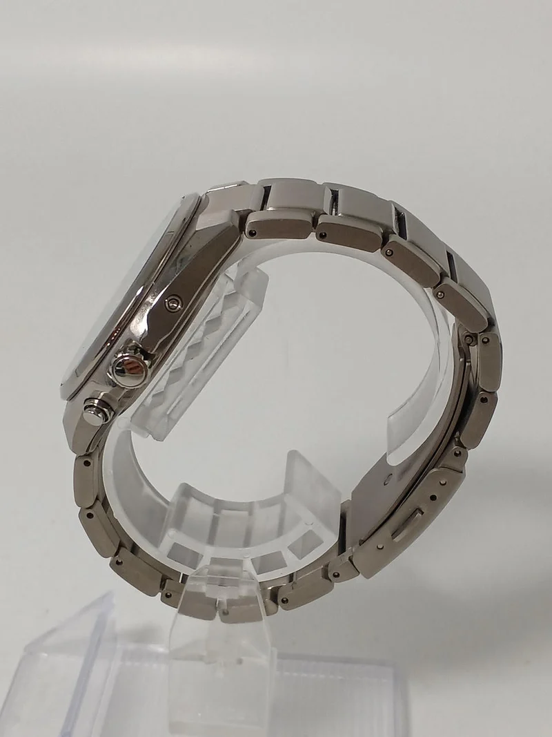 CITIZEN Atessa Eco-Drive Funkgesteuerte Armbanduhr CB1120-50E