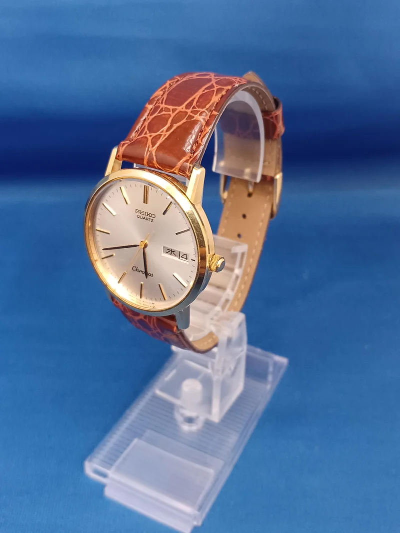 SEIKO Quarz-Armbanduhr 7433-800E