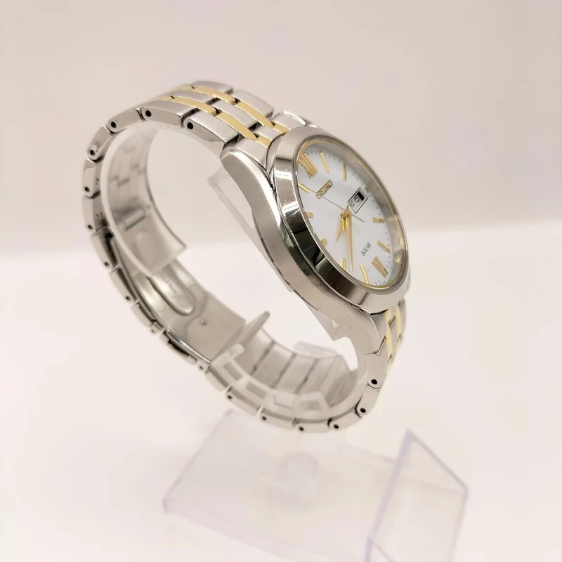 SEIKO Herren-Solararmbanduhr V158-0BA0
