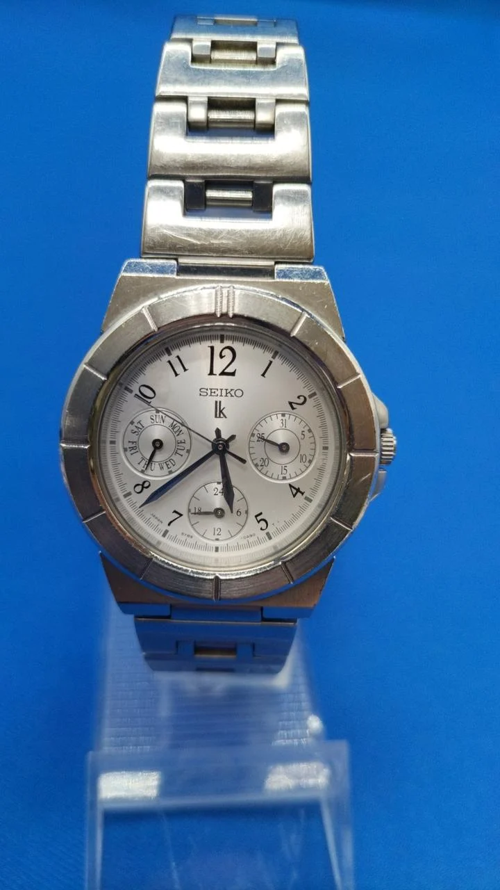SEIKO Quarz-Armbanduhr 5Y89-0B20