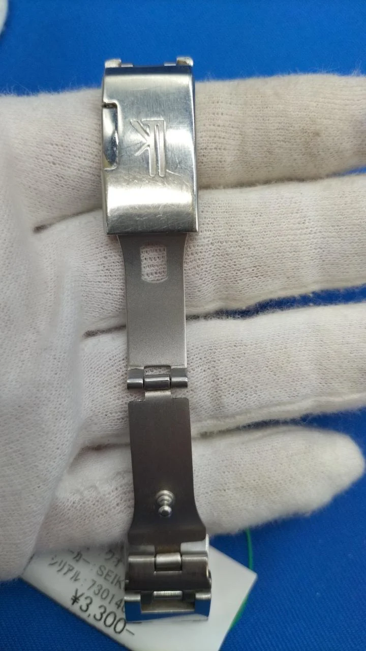 SEIKO Quarz-Armbanduhr 5Y89-0B20